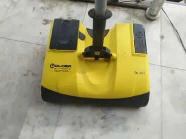 Štapni usisivači: 1. Karcher KB5 Lepo ocuvana ispravna. 2. Karcher EB30/1 . Neispitana — 4