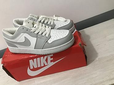 Жеке буюмдар: Эркектердин кроссовкасы, 40.5, 40, 41, Nike, Жаңы, түсү - Боз, Өзү алып кетүү, Акылуу жеткирүү — 2
