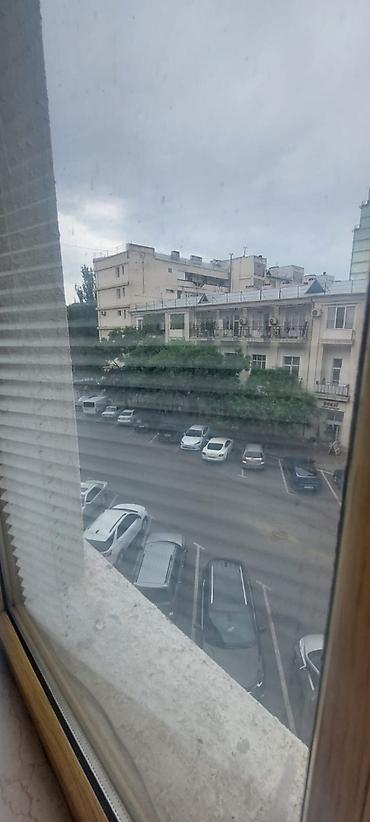iceriseher ev satilir: Bakı, 3 otaqlı, Köhnə tikili, 90 kv. m — 10