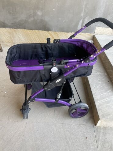 Gəzinti arabaları: Çıxarıla bilən beşikli araba