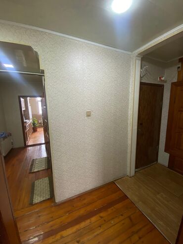 Köhnə tikili: Sumqayıt, 3 otaqlı, Köhnə tikili, 86 kv. m — 2