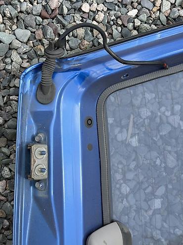 imprezza: Крышка багажника Subaru Impreza 2004 (хетчбэк ), с завода в синем — 5