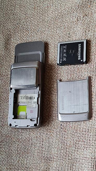 Samsung: Samsung klizni mobilni telefon (klasik sa numeričkom tastaturom) - — 9