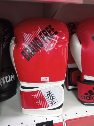 куплю футбольный мяч: ОПТОМ И В РОЗНИЦУ перчатки для бокса боксерские перчатка перчаткалар