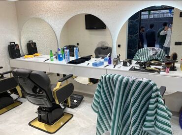 Bərbərlər: Berber tələb olunur. Salon hazırdır, berber kreslosu verilir, yer isti — 2