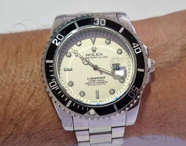 Ručni satovi: Sat ROLEX 
Cena:2600din na lalafo.rs — 6 Ručni satovi: Sat ROLEX 
Cena:2600din — 6