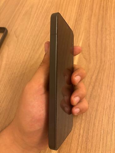 en ucuz macbook: Xiaomi 15, rəng - Qara, 
 Sensor, Barmaq izi, Simsiz şarj — 3