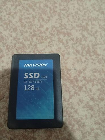 120 hz monitör: Hikvision SSD E100 – 2.5" SATA 6 Gb/s, 128 GB - Form-faktor: 2.5" - — 1