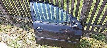 passat b5 5 far: PREDNJA DESNA VRATA CRNA ZA PEUGEOT 206 | imam sve delove za peugeot — 1
