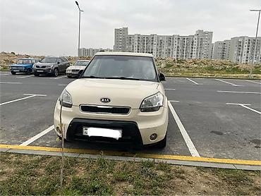park maşnı: Kia Soul: 2 l | 2011 il Krossover — 1