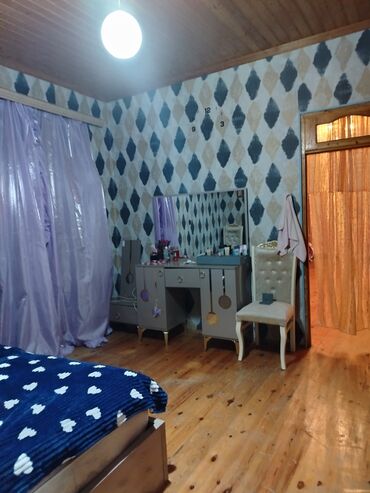 Həyət evləri və villaların satışı: 4 otaqlı, 100 kv. m, Orta təmir — 10