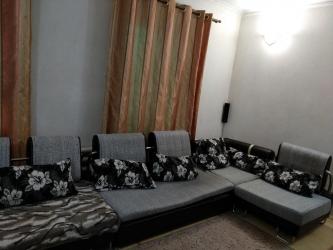 надувные диван: Угловой диван, цвет - Серый, Б/у