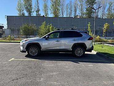 Продажа авто: Toyota RAV4: 2019 г., 2.5 л, Автомат, Бензин, Кроссовер — 4