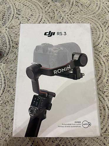 dji rs3: Satılır DJI RS 3 peşəkar 3 oxlu kamera stabilizatoru. Cihaz tam işlək — 3