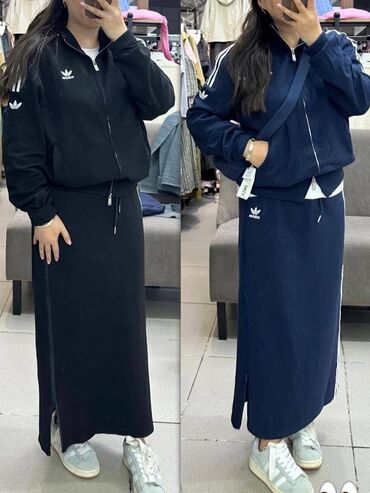 подростковый спортивный костюм: Женский спортивный комплект с юбкой - Состав комплекта: укороченная