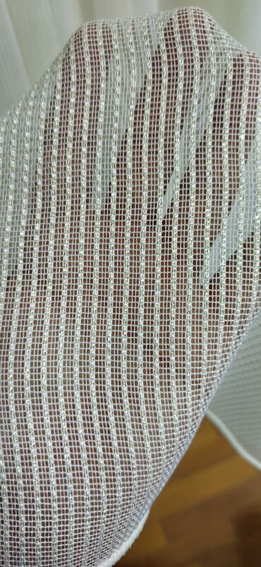 Pərdə və tüllər: Ağ rəngli tül pərdə parçaları - Material: nazik, şəffaf və nəfəsalan — 4