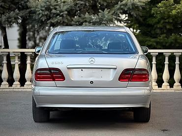 Mercedes-Benz: Mercedes-Benz E-Class: 2001 г., 3.2 л, Автомат, Бензин, Седан — 5