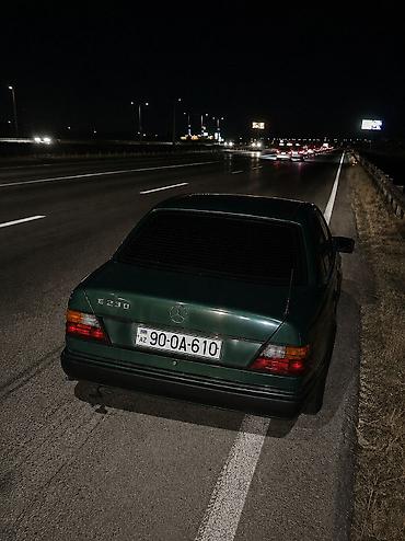 Mercedes-Benz: Mercedes‑Benz E230 (W124) sedan Salam Aleykum maşında heç bir problem — 9