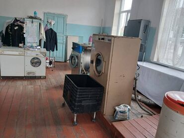 сдаю кабинет в аренду: Продаём действующий бизнес в г.Токмок цех прачечной в здании "Айыл