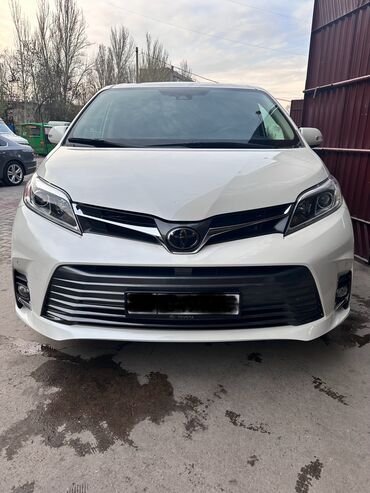 Toyota Sienna: 2018 г., 3.5 л, Автомат, Бензин