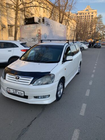 Toyota: Toyota Ipsum: 2002 г., 2.4 л, Автомат, Бензин, Минивэн at lalafo.kg — 2 Toyota: Toyota Ipsum: 2002 г., 2.4 л, Автомат, Бензин, Минивэн — 2