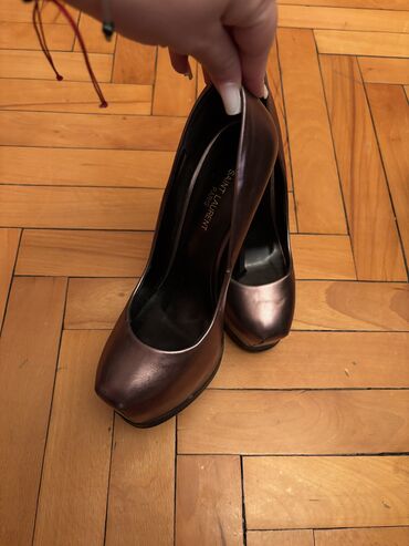 Makasin və loferlər: YSL, Ölçü: 37, İşlənmiş