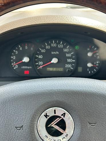 Kia: Kia Sorento: 2.5 l | 2004 il Ofrouder/SUV — 12