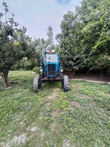 rustavi masin bazari mercedes: Traktor traktor, 1990 il, 82 at gücü, motor 1 l, İşlənmiş