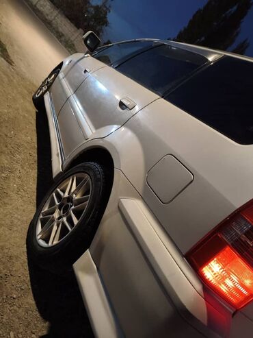 фура рено премиум: Mitsubishi Chariot: 1998 г., 2.4 л, Автомат, Бензин, Вэн/Минивэн