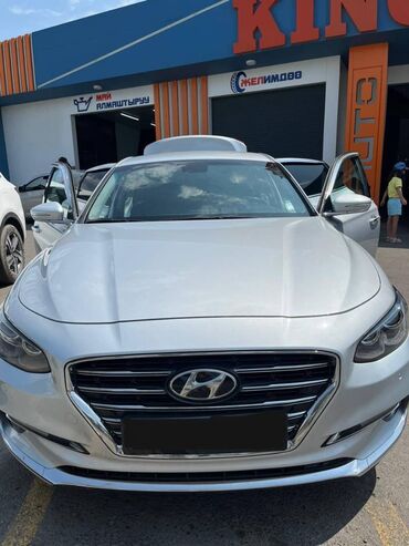 рено логан 2017: Hyundai Grandeur: 2017 г., 3 л, Автомат, Газ