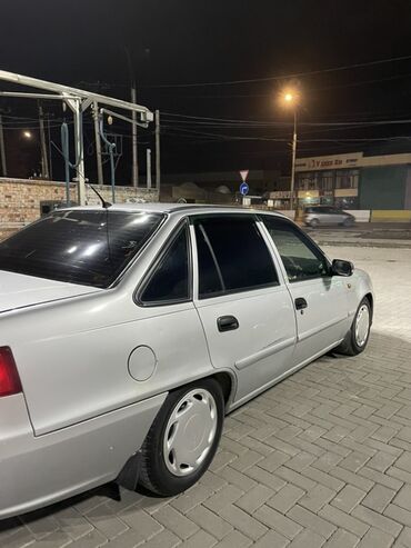 Daewoo: Daewoo Nexia: 2011 г., 1.6 л, Механика, Бензин, Седан — 9