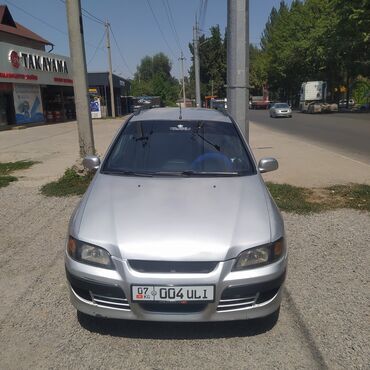 6 дыр: Mitsubishi Space Star: 2002 г., 1.6 л, Механика, Бензин, Универсал