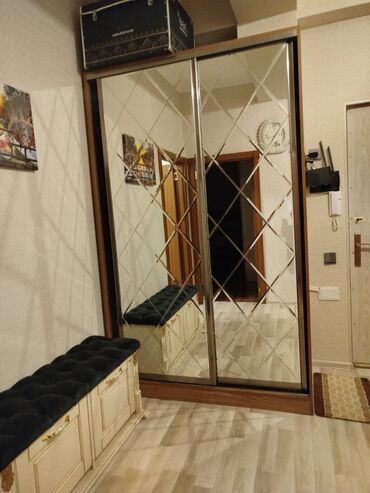 Uzunmüddətli kirayə mənzillər: Köhnə günəşli qəsəbəsi,İnqilab ismayılov küçəsi,17 mərtəbəli binanın — 9