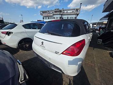 Prodaja automobila: PEUGEOT 308 2010. GOD. - KOMPLETAN AUTO U DELOVIMA | Peugeot 308 3 — 4