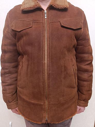 2xl neçə razmerdi: Kişi üçün qəhvəyi rəngli təbii dərini xatırladan şerpa/çatmalı kürk — 6