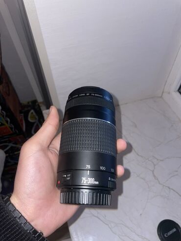 фотоапарат: Canon EF 75-300mm f/4-5.6 III telefoto zum obyektiv - Uyğunluq: Canon