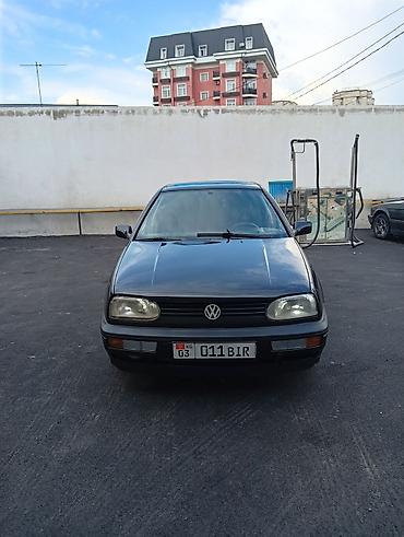 немка е303: Volkswagen Golf: 1993 г., 1.6 л, Механика, Бензин, Хэтчбэк — 3