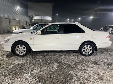 Toyota: Toyota Camry: 1999 г., 2.2 л, Автомат, Бензин, Седан — 3