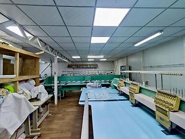 Продажа помещений свободного назначения: 🏭 Продаю! Коммерческую недвижимость — 1600 м² Действующее швейное — 5