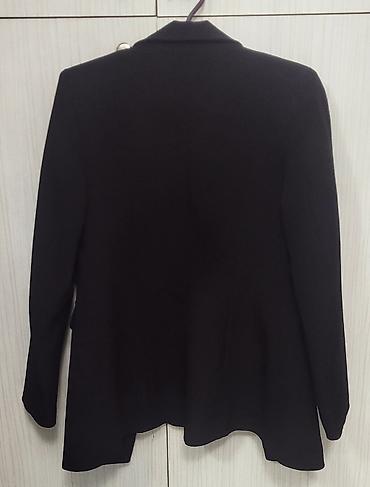 blazer: Blazer gödəkcə.
2.3 dəfə geyinilib — 2