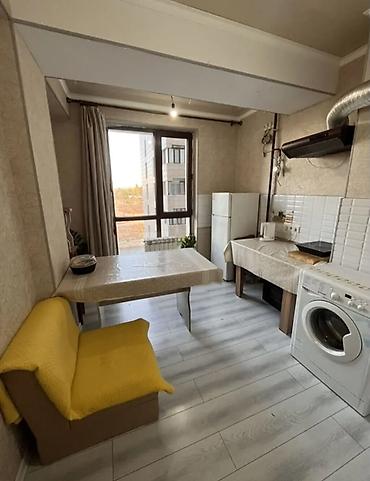 osh flat: 5 мкр, сдаётся 2‑комнатная квартира, этаж 6 из 12. Евроремонт — 10