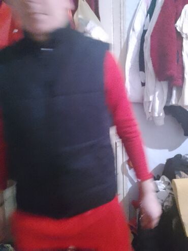 Prsluci: Ženske prsluke – 2 komada 1) Zimski puf prsluk sa kapuljačom - Boja — 9