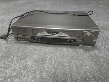 ютуб приставка для телевизора: Видеомагнитофон Philips VR898/VR897 Turbo Drive (Stereo Video Cassette