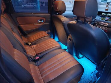 Renault: Renault Scenic: 1.5 l | 2010 il 385000 km Van/Minivan — 3