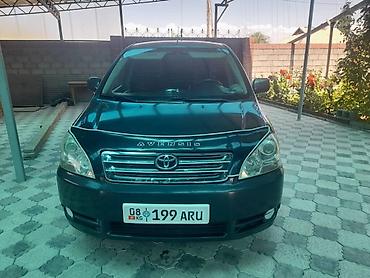 2 4 д: Toyota Avensis Verso: 2003 г., 2 л, Механика, Дизель, Минивэн — 1