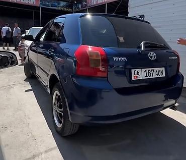 авто ярис: Toyota Corolla: 2003 г., Механика, Хэтчбэк — 3