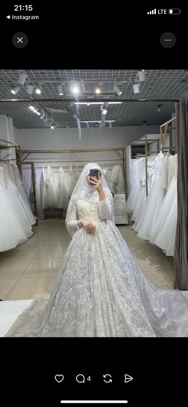 свадебное платье в национальном стиле: Үлпөт көйнөгү, Chanel, M, Дизайнердик, Жабык, Мусулман, Барпайган, Италия, Страздар, Колдонулган