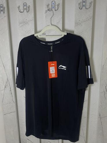 футболки лининг: Футболка L (EU 40), XL (EU 42), 2XL (EU 44), цвет - Черный