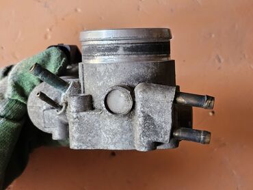 Дроссельные заслонки: Дроссельная заслонка Audi 1998 г., Б/у, Оригинал, Германия — 11