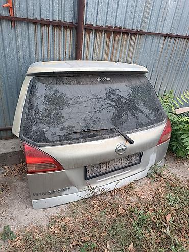 Кузовные детали: Крышка багажника Nissan, 2003 г., Б/у, Оригинал — 2